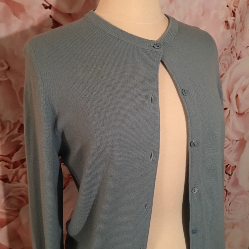 Neiman Marcus Cashmere Sweater, Blue, Vintage 🌸 - Picture 3 of 8